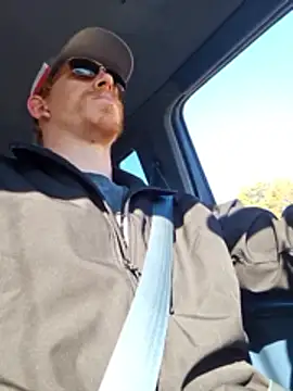 Snapshot of REDHAMMER_ chatting on February 2026 09:15:02 PM REDHAMMER online show from February 2026 09:15:02 PM