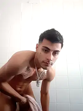 AronFoxx online show from January 2025 02:24:02 PM