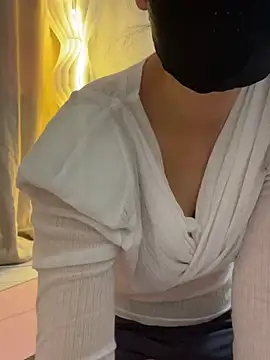 Annabody online show from December 2024 02:22:02 AM