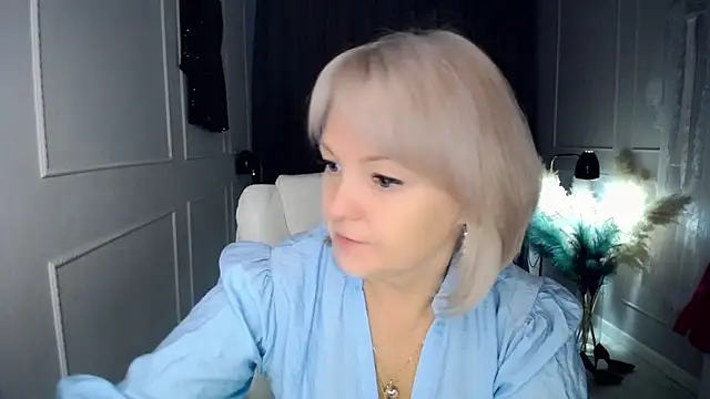 Juarnea online show from November 2025 08:09:01 AM