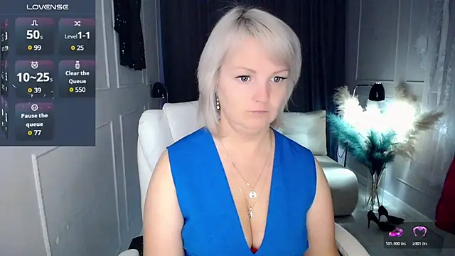 Juarnea online show from November 2025 07:19:01 AM