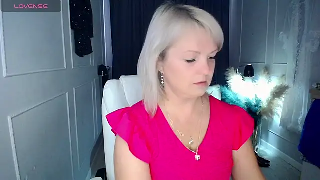 Juarnea online show from April 2026 09:32:02 AM