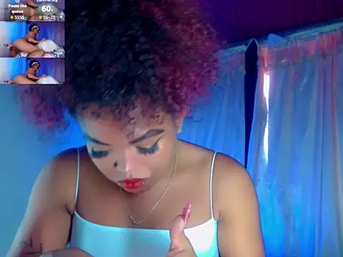 Snapshot of KayleighDreams_ chatting on September 2025 03:34:02 PM KayleighDreams online show from September 2025 03:34:02 PM