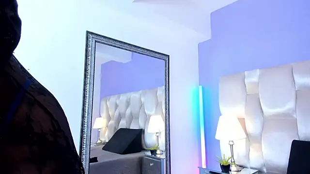 dirtyvictoria online show from October 2025 12:17:02 PM