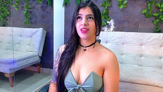 emily jones 1 online show from November 2025 11:42:02 AM