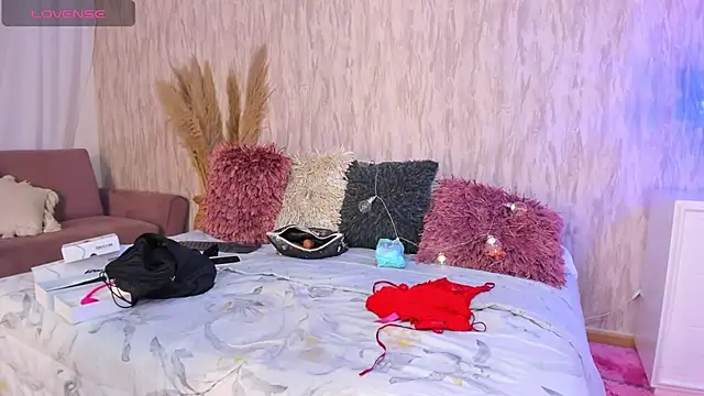 Snapshot of emily_parkerr chatting on January 2025 02:39:01 PM emily parkerr online show from January 2025 02:39:01 PM