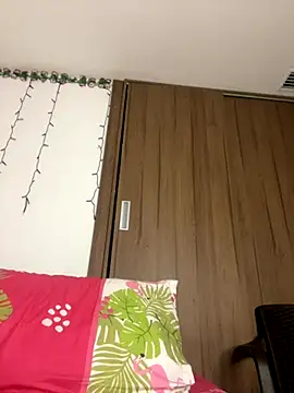 Snapshot of Charlotee_ chatting on October 2025 07:20:01 AM Charlotee online show from October 2025 07:20:01 AM