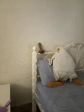 BeatriceTender online show from December 2025 03:26:02 AM