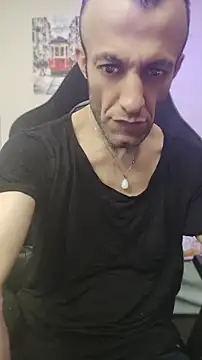 Aktorihann online show from April 2026 11:09:01 PM