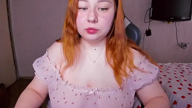 Snapshot of Milafoxxxy chatting on February 2025 03:56:02 AM Milafoxxxy online show from February 2025 03:56:02 AM