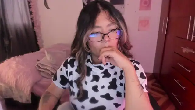 Snapshot of StephaniFox chatting on January 2026 10:41:02 PM StephaniFox online show from January 2026 10:41:02 PM