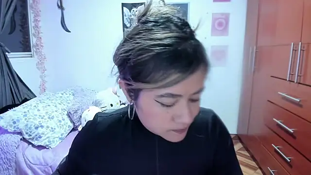 StephaniFox online show from April 2026 01:17:02 AM