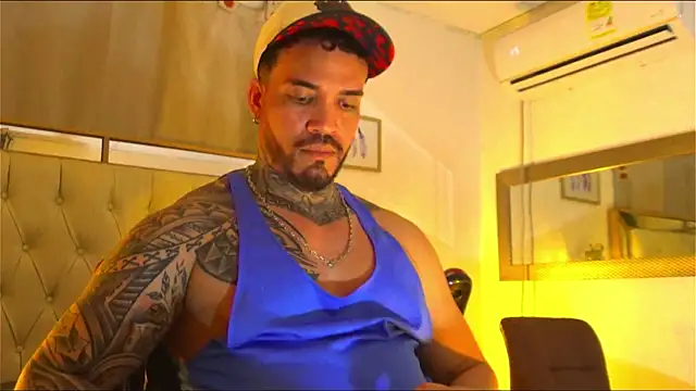 Snapshot of Angel_sex_latin chatting on December 2024 09:02:02 AM Angel sex latin online show from December 2024 09:02:02 AM