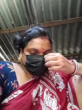 Snapshot of HotSexyBoudi chatting on September 2025 09:43:02 AM HotSexyBoudi online show from September 2025 09:43:02 AM