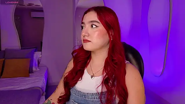 ViolettCastel online show from November 2025 07:27:01 PM