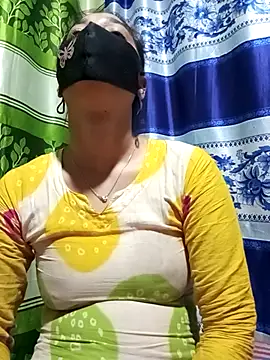 Snapshot of Aruyeshi- chatting on March 2025 04:45:01 PM Aruyeshi- online show from March 2025 04:45:01 PM