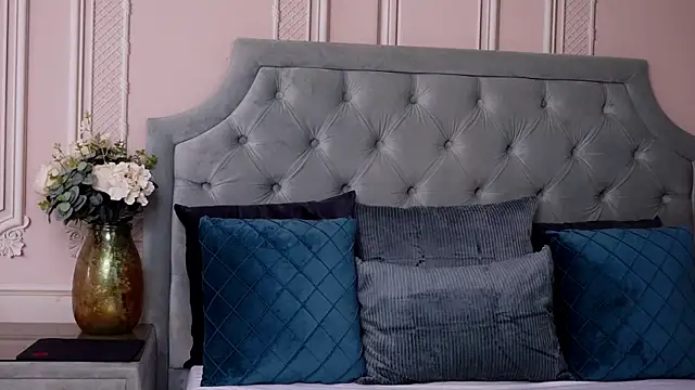 LucyAddison online show from January 2025 10:37:02 AM