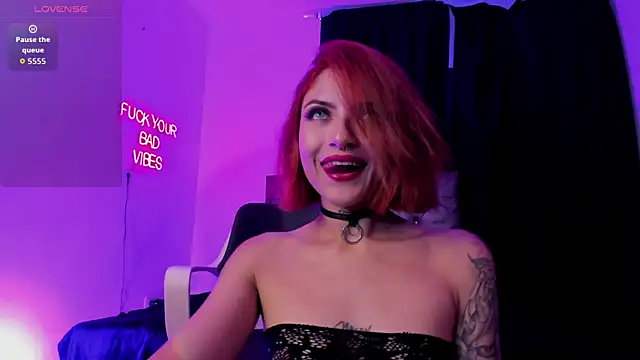 VictoriaRosse  online show from October 2025 12:08:02 AM