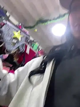 peiton steele7 online show from January 2025 11:24:01 PM