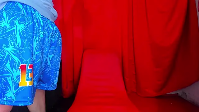 Extreme Team8 online show from January 2025 04:21:01 AM