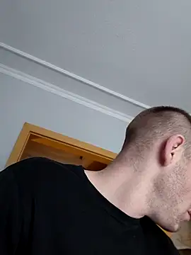 Snapshot of Bartzrl chatting on September 2025 07:52:02 AM Bartzrl online show from September 2025 07:52:02 AM