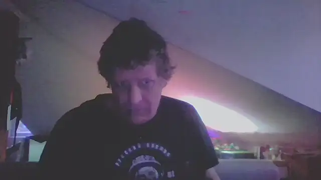 Bigthroaterboy online show from May 2026 03:37:02 AM