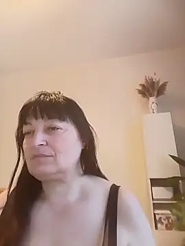 Snapshot of Women-pleasures chatting on November 2025 06:24:02 AM Women-pleasures online show from November 2025 06:24:02 AM