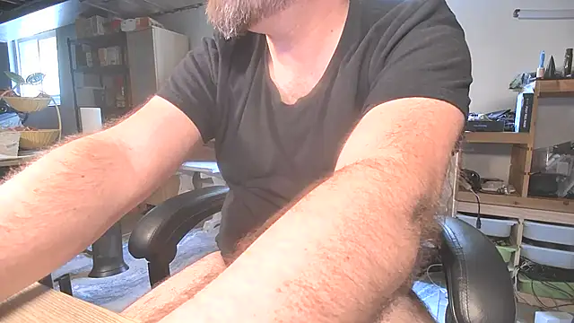 Snapshot of MagnusCockus chatting on June 2026 05:36:01 PM MagnusCockus online show from June 2026 05:36:01 PM