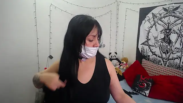 Snapshot of lili_peach chatting on December 2024 09:06:02 PM lili peach online show from December 2024 09:06:02 PM