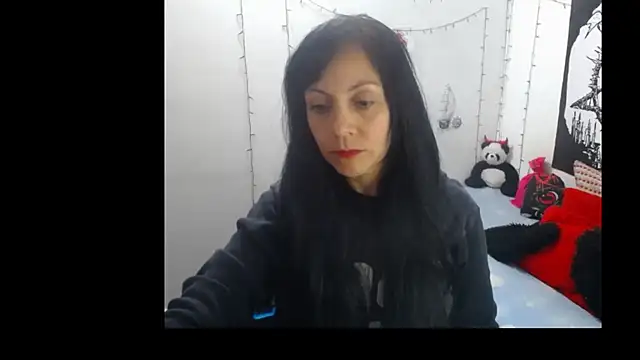 Snapshot of lili_peach chatting on January 2025 11:45:01 PM lili peach online show from January 2025 11:45:01 PM