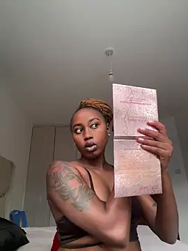 Snapshot of Miss_hot_candy chatting on February 2026 08:34:02 AM Miss hot candy online show from February 2026 08:34:02 AM