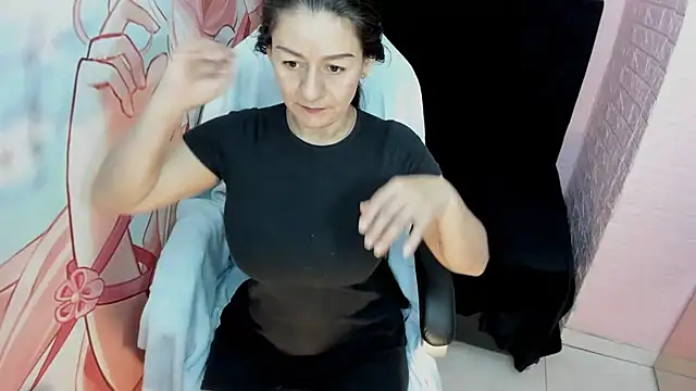 Snapshot of AllysonMilf69 chatting on November 2025 01:55:01 PM AllysonMilf69 online show from November 2025 01:55:01 PM