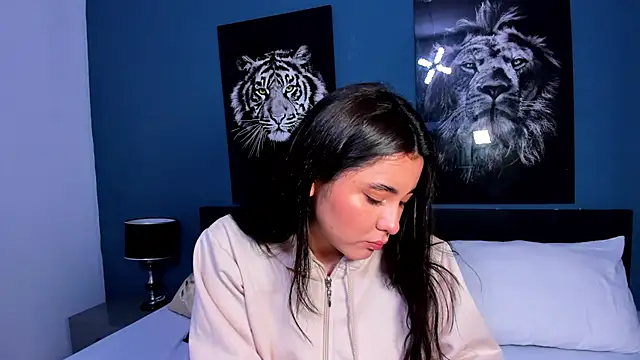 Liana Bernocchi online show from February 2025 08:02:02 PM