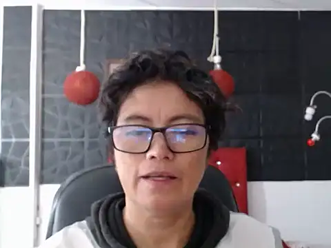 ShaneLeux online show from September 2025 01:42:02 AM