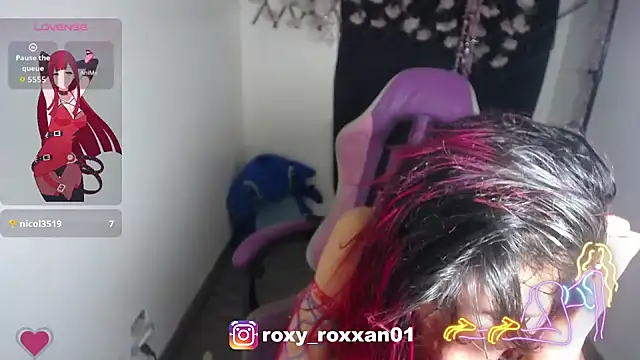 Snapshot of roxy_roxxan chatting on March 2026 01:31:02 AM roxy roxxan online show from March 2026 01:31:02 AM