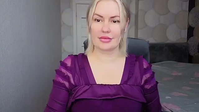 Snapshot of natusik chatting on June 2026 01:52:01 AM natusik online show from June 2026 01:52:01 AM