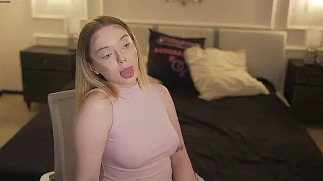 Cassy-Celestial  online show from October 2025 05:02:02 AM