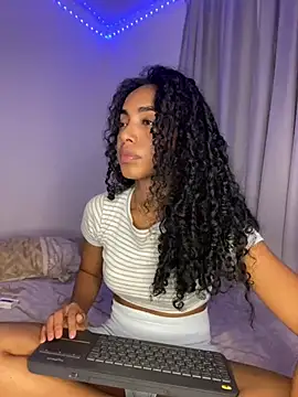 Snapshot of nicoleebony1 chatting on March 2025 01:16:01 AM nicoleebony1 online show from March 2025 01:16:01 AM