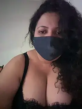 Snapshot of Snehameoww@xh chatting on February 2026 07:35:01 PM Snehameowwxh online show from February 2026 07:35:01 PM