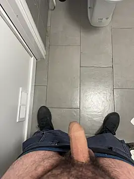 Snapshot of _themask_ chatting on February 2025 11:15:01 PM  themask  online show from February 2025 11:15:01 PM