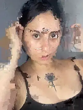 Snapshot of Azuna25 chatting on July 2026 08:52:02 PM Azuna25 online show from July 2026 08:52:02 PM