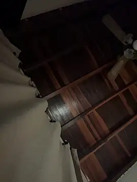 Snapshot of tom_thick chatting on March 2025 03:46:02 AM tom thick online show from March 2025 03:46:02 AM