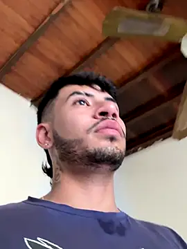 Snapshot of tom_thick chatting on September 2025 03:17:02 PM tom thick online show from September 2025 03:17:02 PM