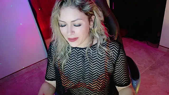 Snapshot of Natalia_Montoya chatting on November 2025 01:38:01 AM Natalia Montoya online show from November 2025 01:38:01 AM