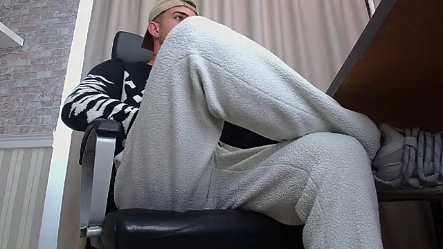 BrandonTate online show from October 2025 09:05:02 AM