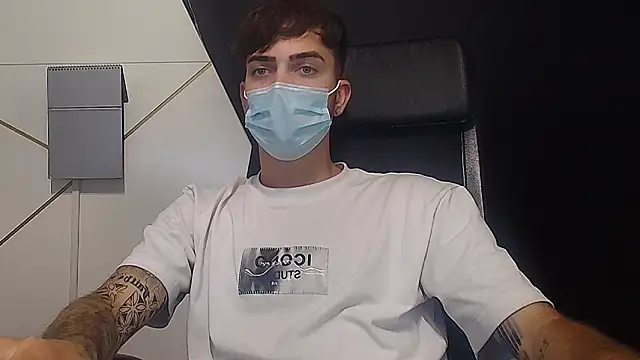 Snapshot of BrandonTate chatting on June 2026 07:51:02 AM BrandonTate online show from June 2026 07:51:02 AM