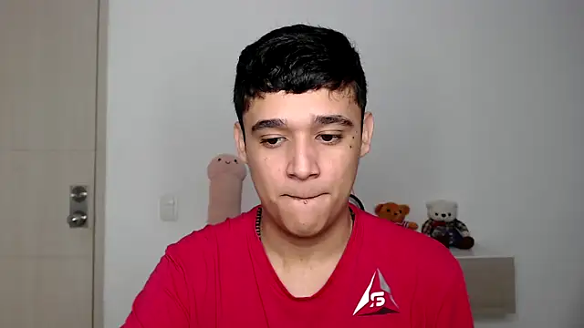 Snapshot of kaiine190 chatting on January 2026 06:18:02 AM kaiine190 online show from January 2026 06:18:02 AM