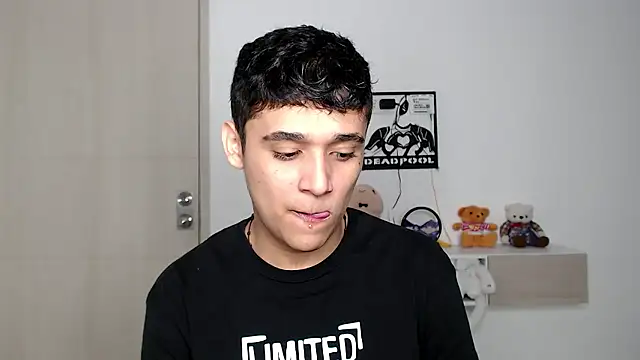 Snapshot of kaiine190 chatting on January 2026 05:11:02 AM kaiine190 online show from January 2026 05:11:02 AM