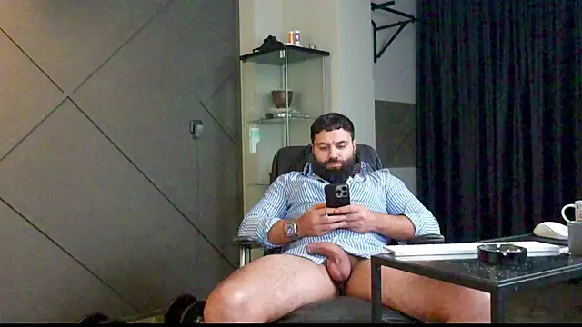 mattmasterss online show from December 2024 10:55:01 PM