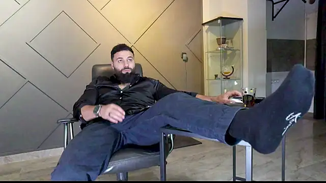 mattmasterss online show from February 2025 01:51:01 AM